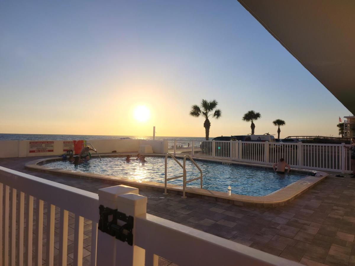 Funshine Sunset Beach St. Pete Beach Buitenkant foto